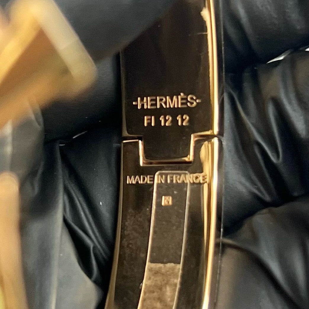 blurRubbingHermes Click H