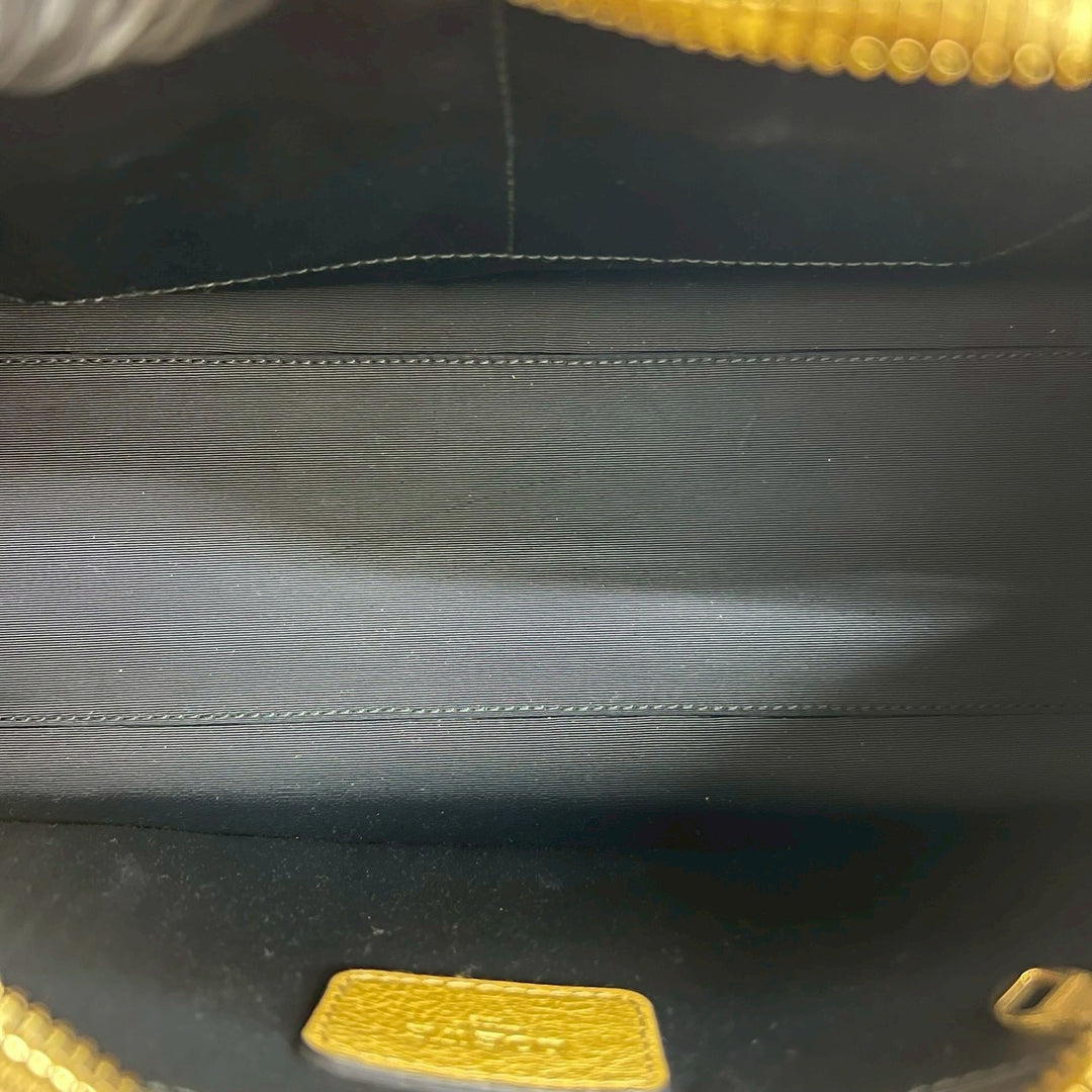 shoulder bag loewe heritage