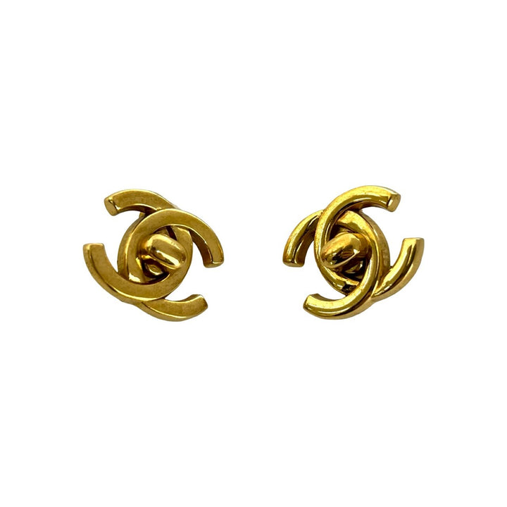 earrings chanel