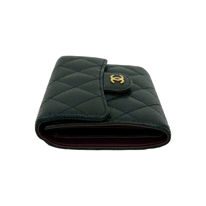 trifold wallet chanel