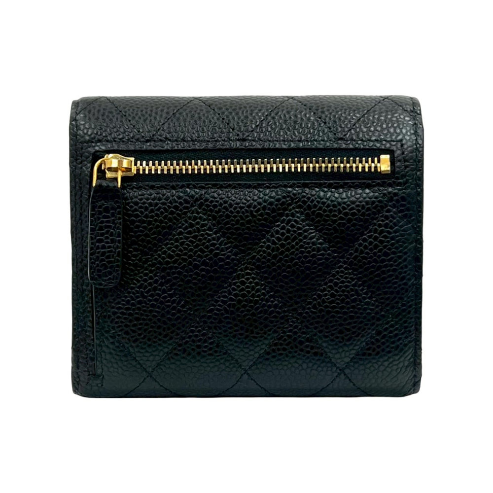 trifold wallet chanel