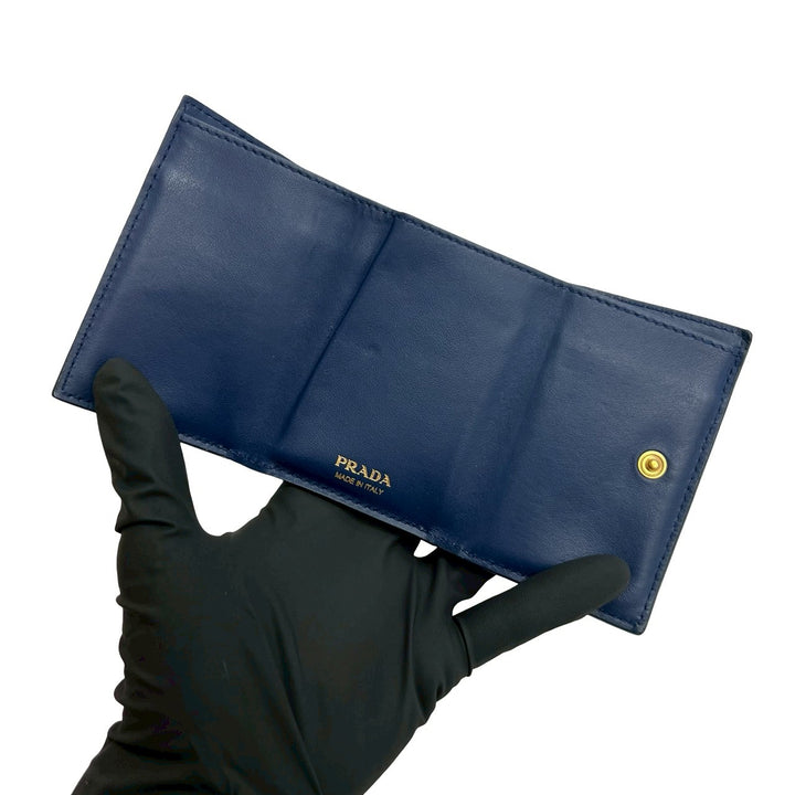trifold wallet prada