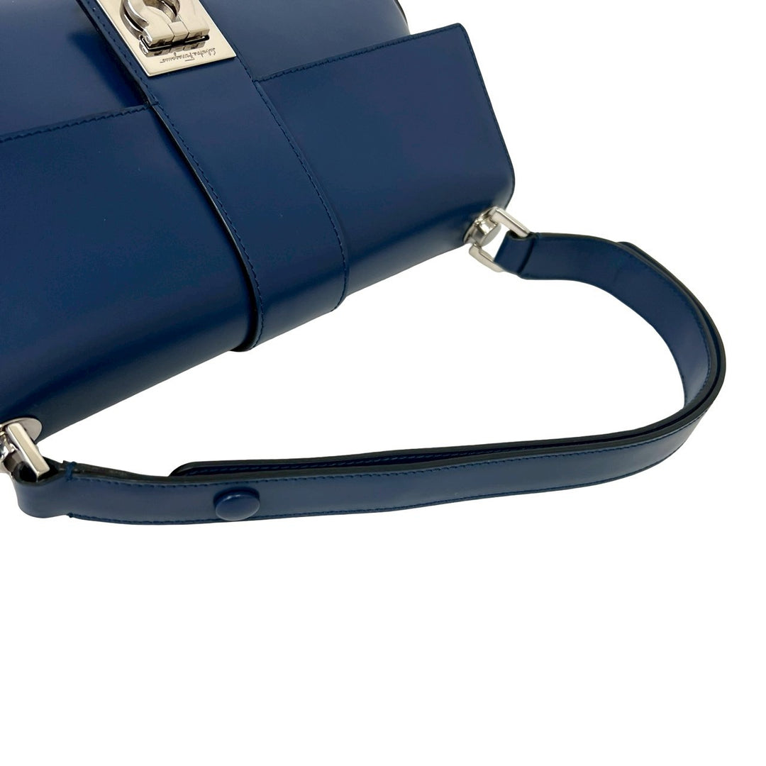 shoulder bag salvatore ferragamo