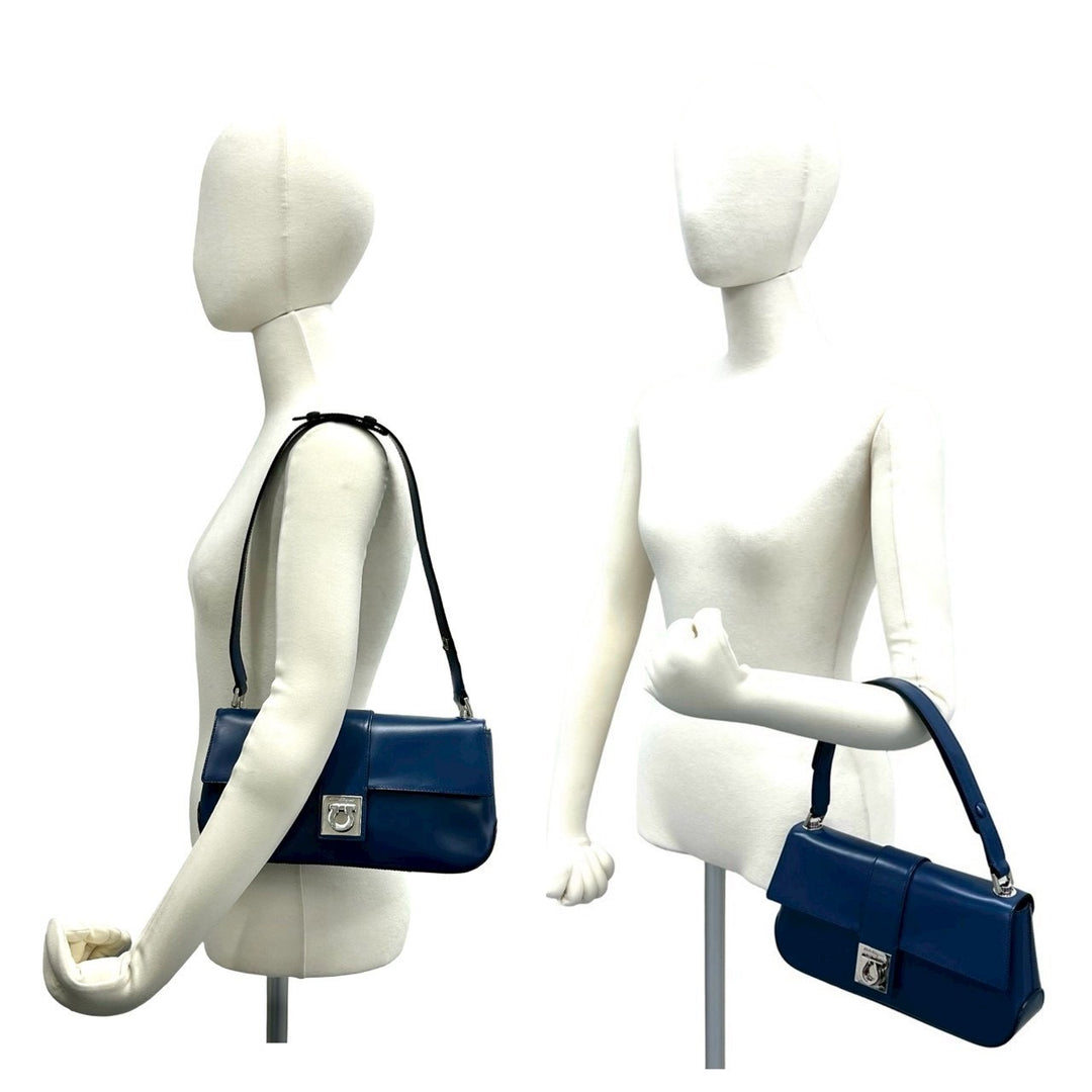 shoulder bag salvatore ferragamo