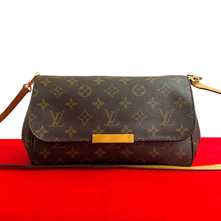Shoulder bag Louis Vuitton Favorite MM