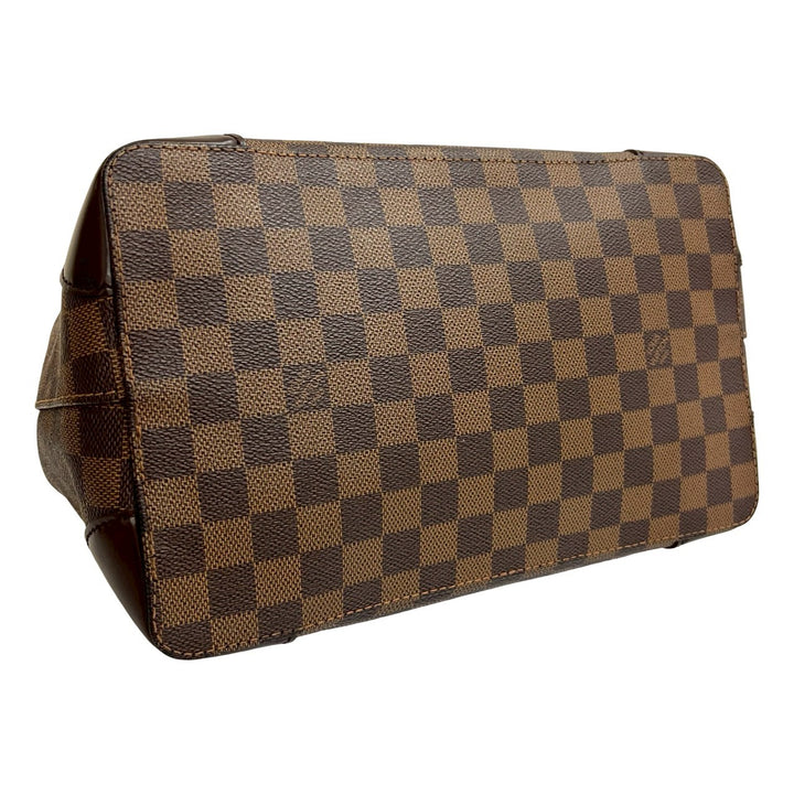 Shoulder bag Louis Vuitton Hampstead