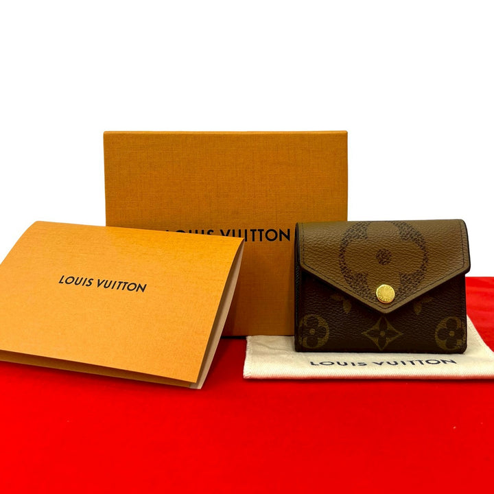 Tri-fold wallet Louis Vuitton Portefeuille Zoe