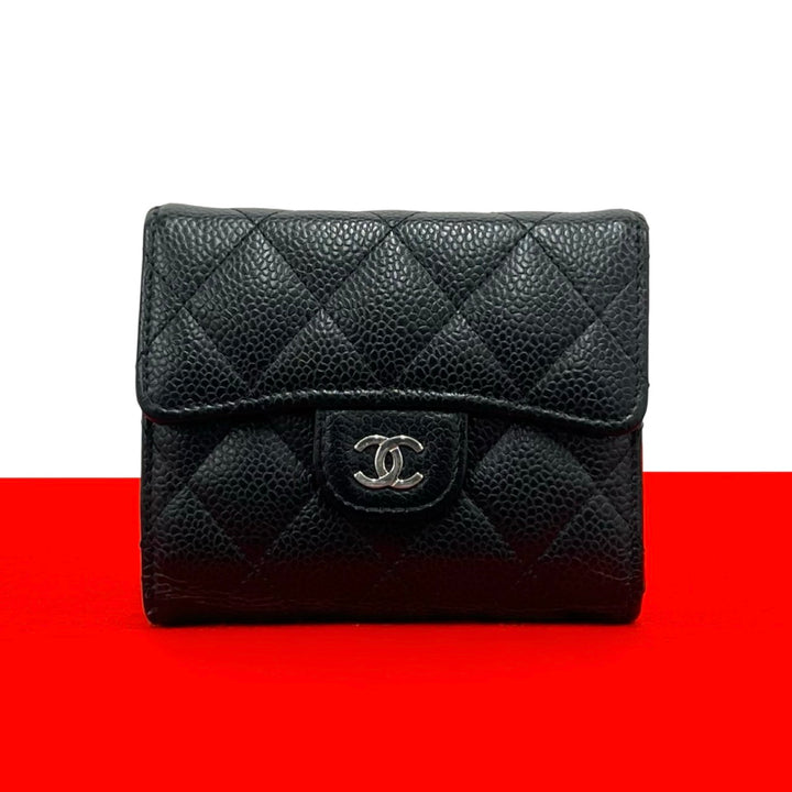 trifold wallet chanel