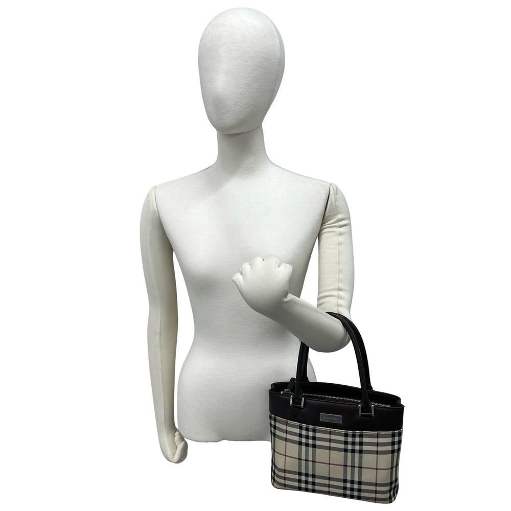 handbag burberry
