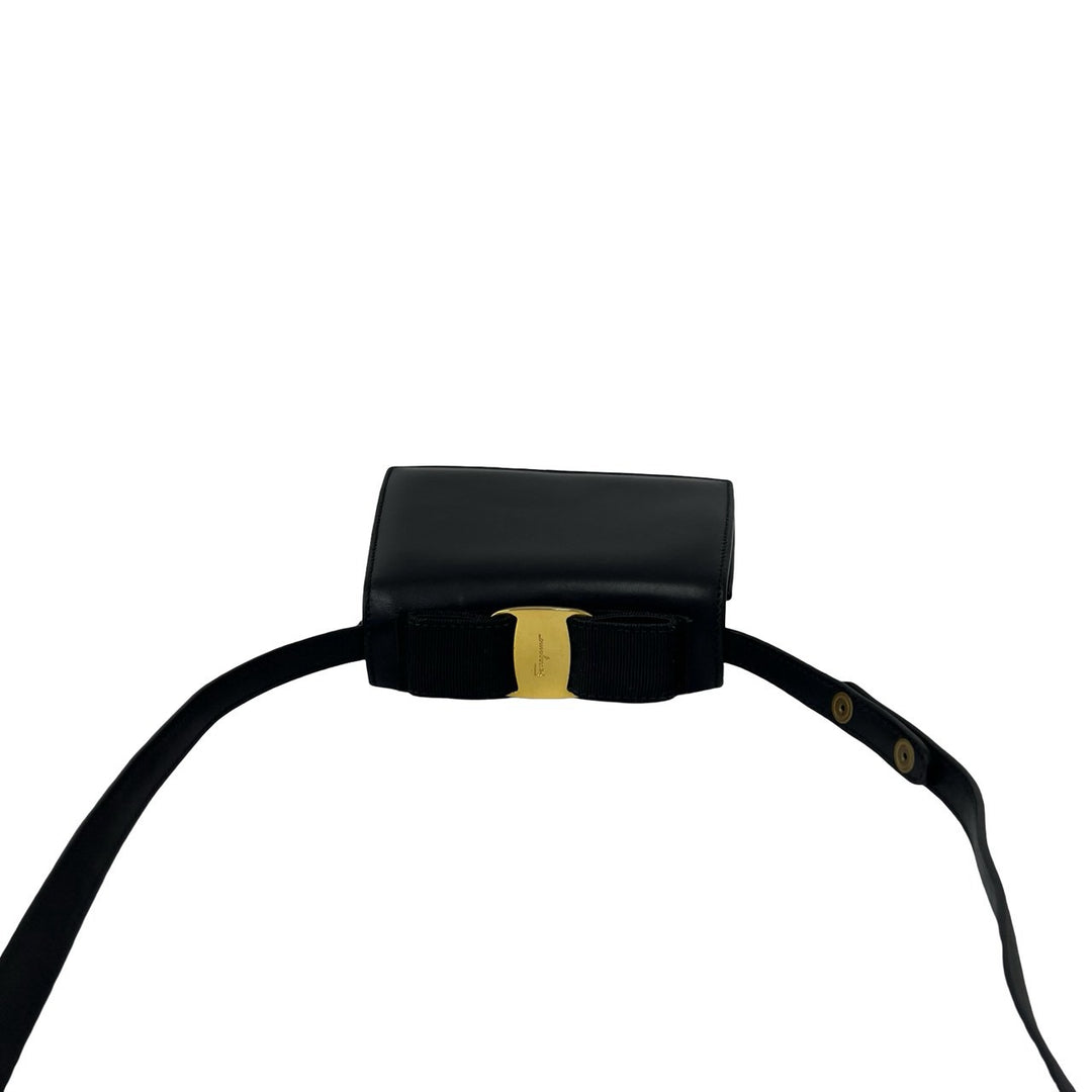 ショルダーバッグ サルヴァトーレフェラガモ