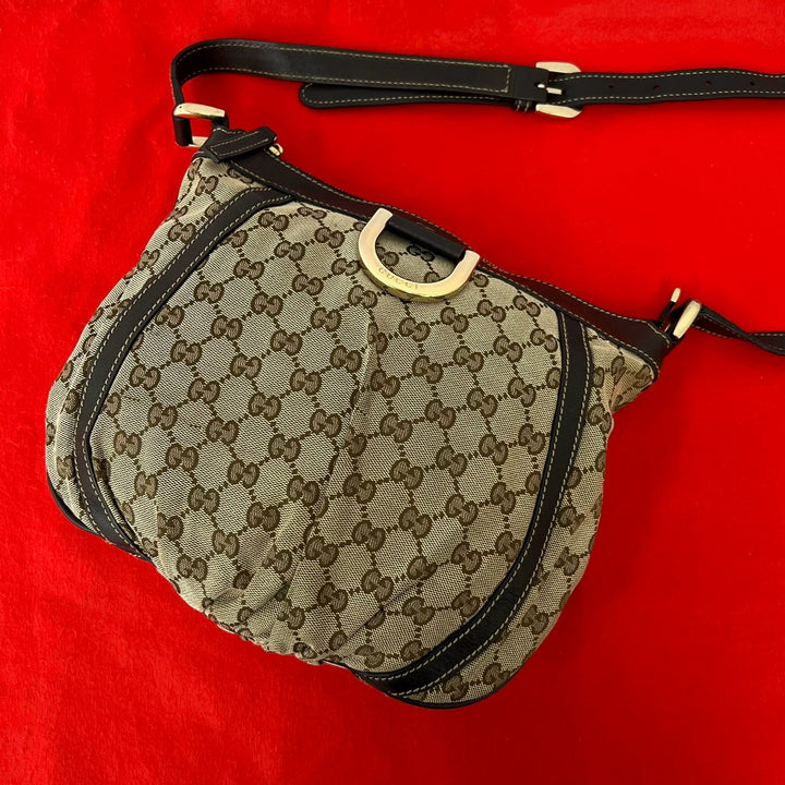 shoulder bag gucci
