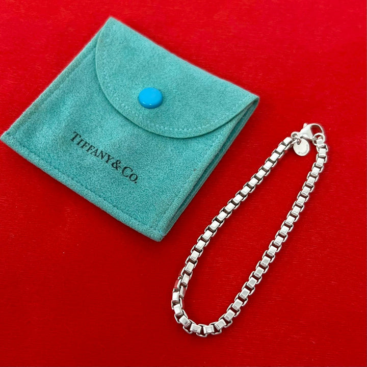 blurRubbingTiffany Venetian BreRubbingCut