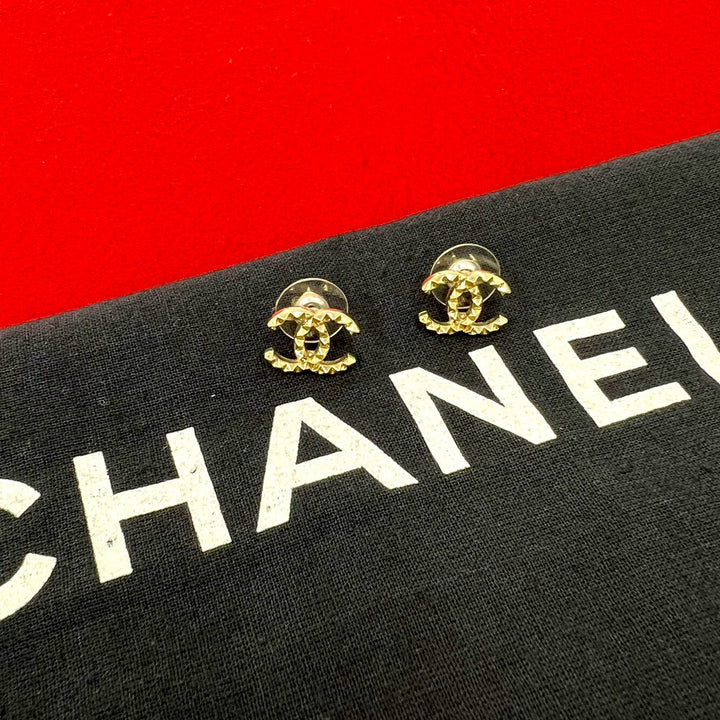 ピアス シャネル
