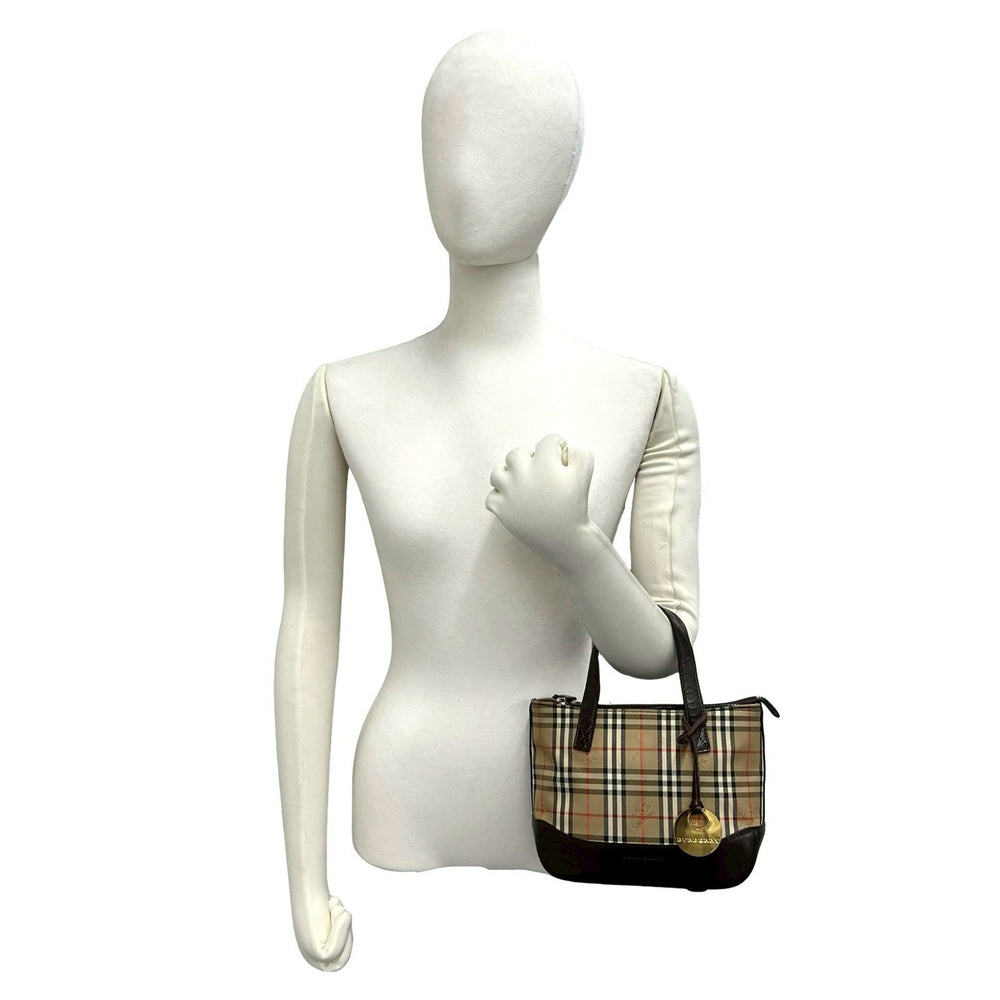 handbag burberry