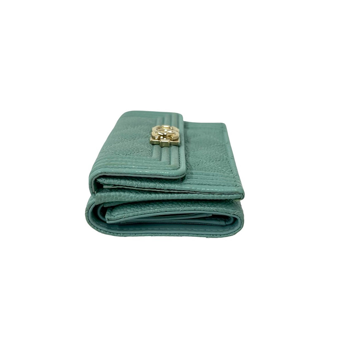 trifold wallet chanel