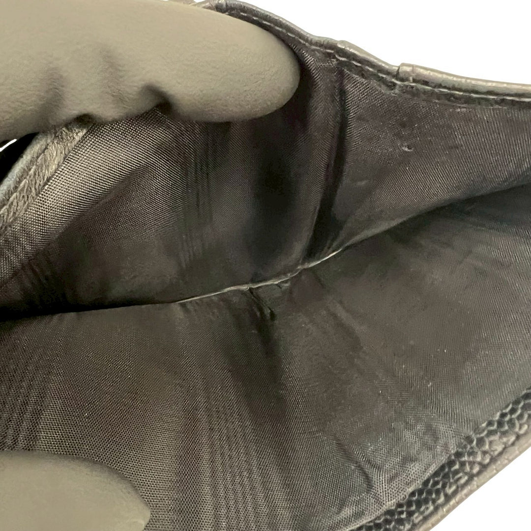 bifold wallet chanel