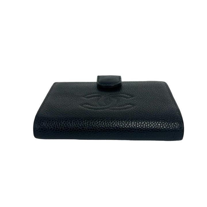 bifold wallet chanel