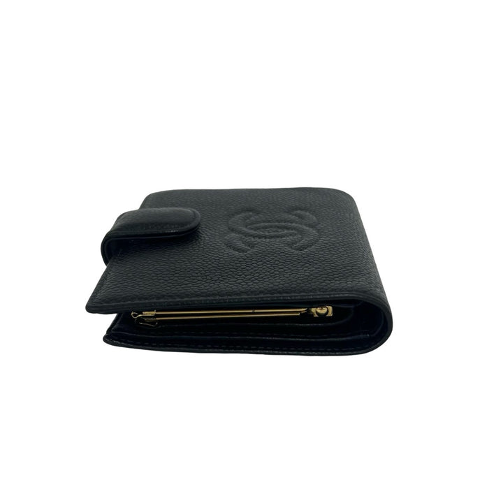 bifold wallet chanel