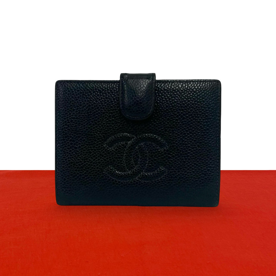bifold wallet chanel