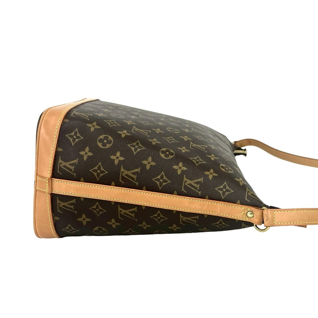 Shoulder bag Louis Vuitton Amfar Three Vanity Star