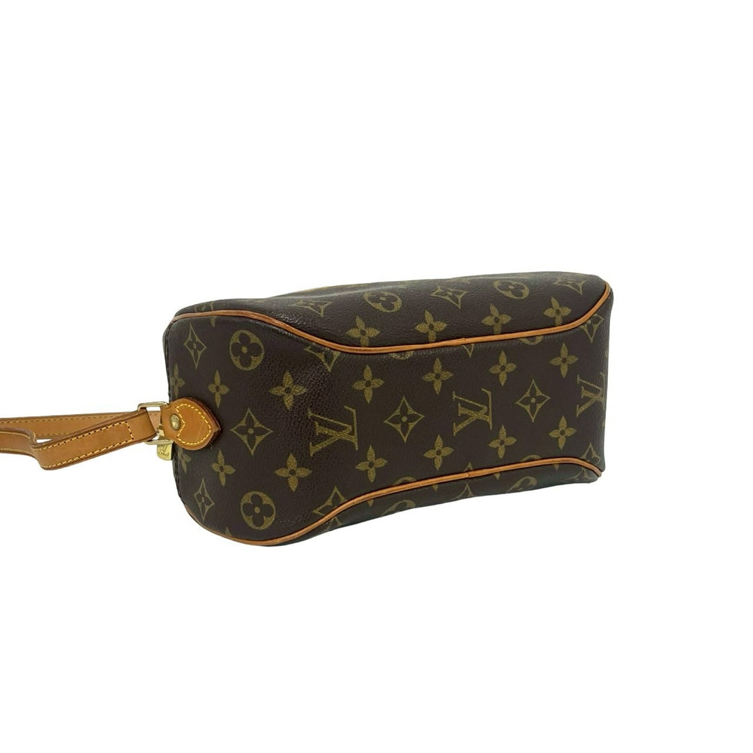 Shoulder bag Louis Vuitton Blois