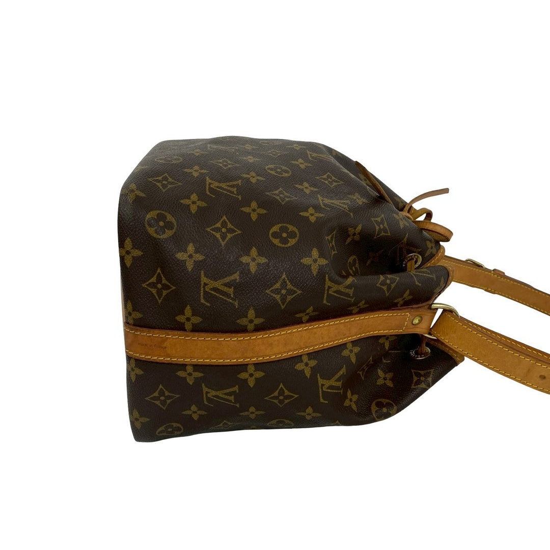 Shoulder bag Louis Vuitton Petit Noe