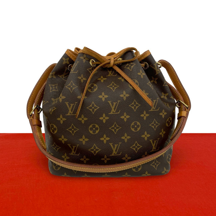 Shoulder bag Louis Vuitton Petit Noe