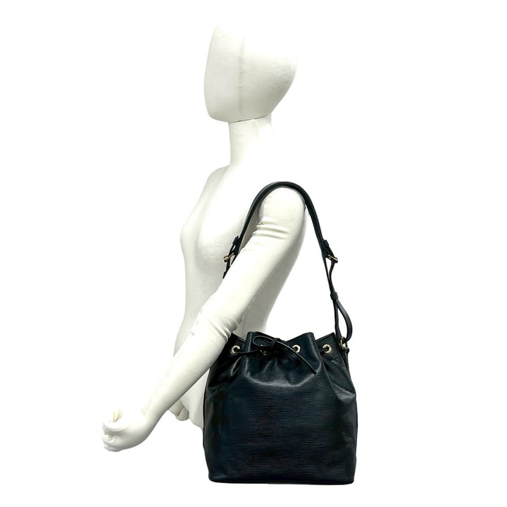 Shoulder bag Louis Vuitton Petit Noe
