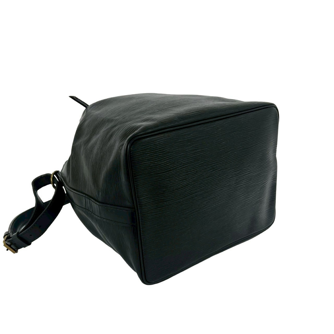Shoulder bag Louis Vuitton Petit Noe