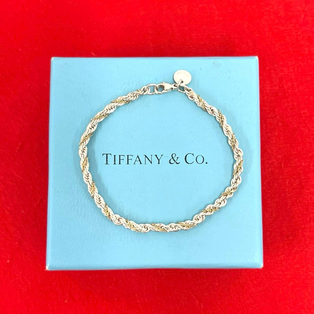 blurRubbingTiffany Twisted Rope BureRubbingCut