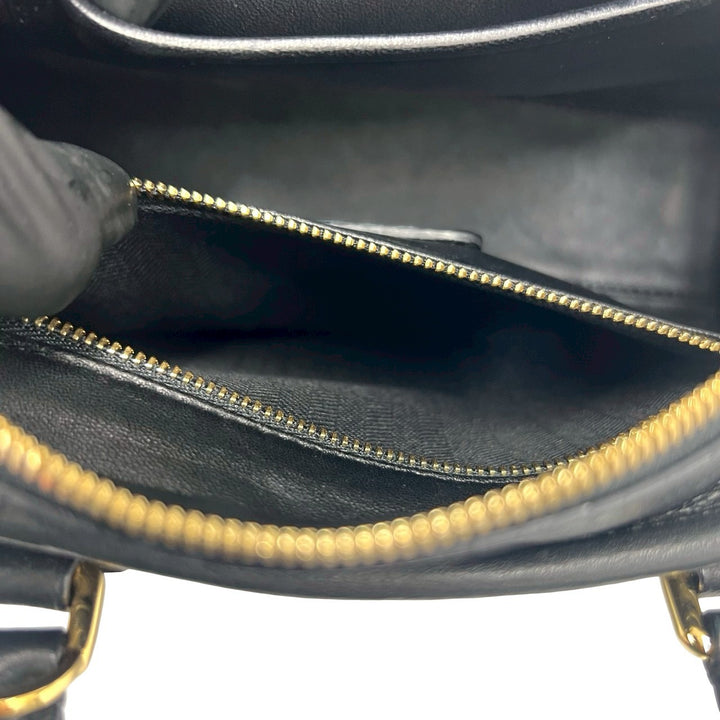 Shoulder bag Loewe Amazona 23