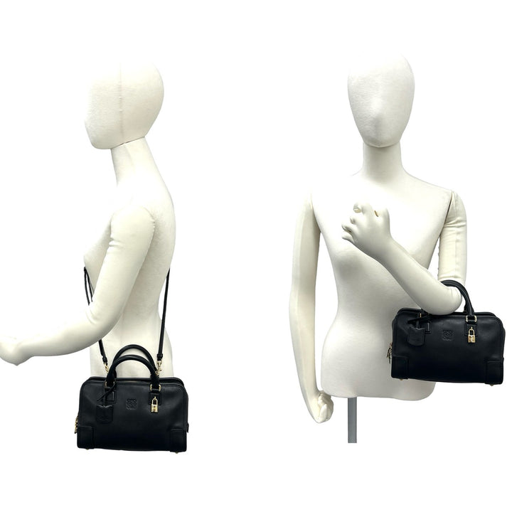 Shoulder bag Loewe Amazona 23