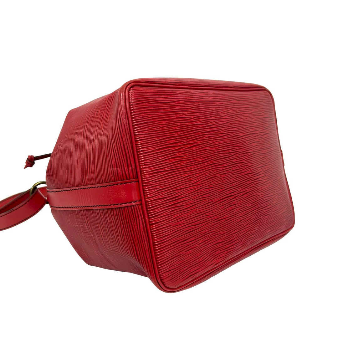 Shoulder bag Louis Vuitton Petit Noe