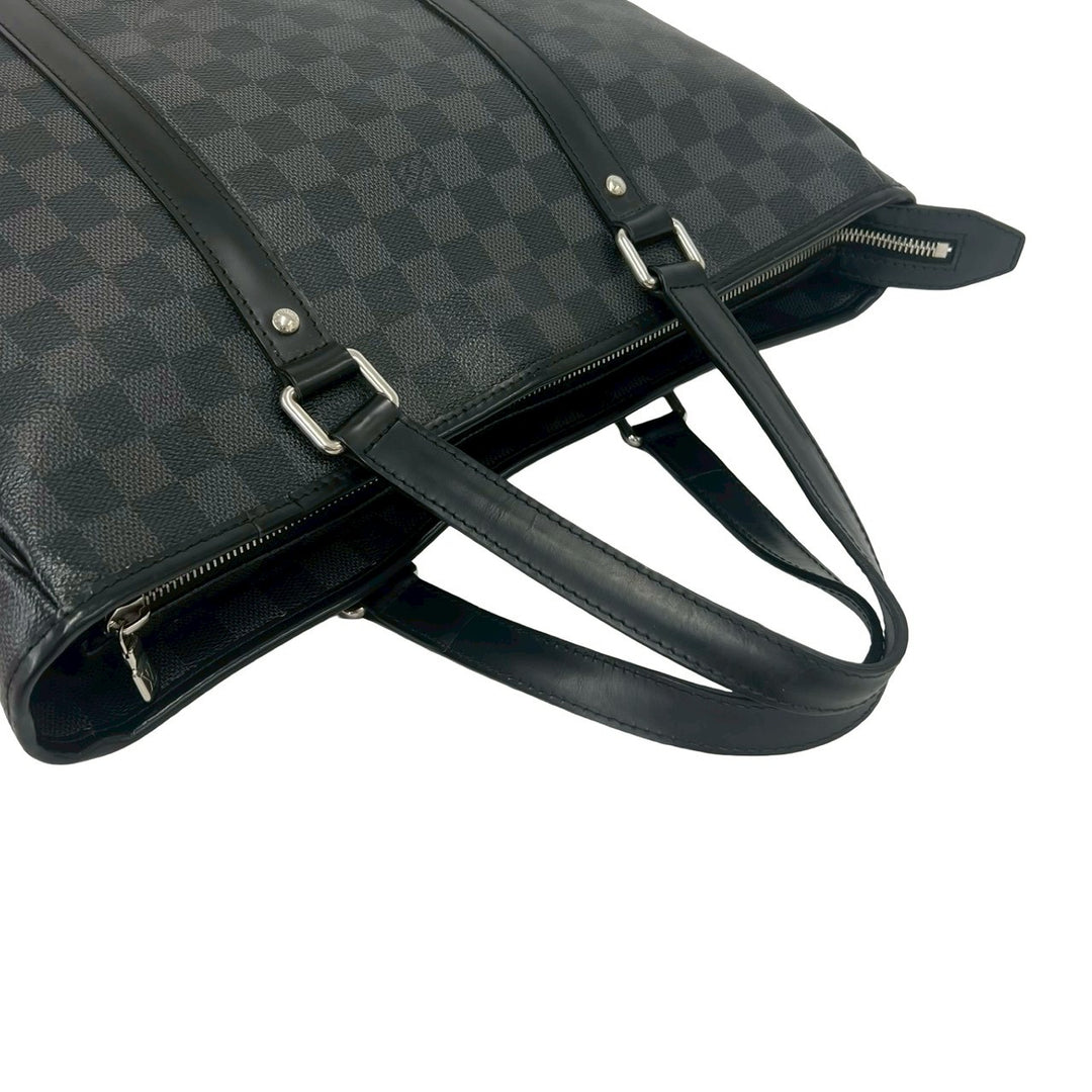 shoulder bag louis vuitton tadao