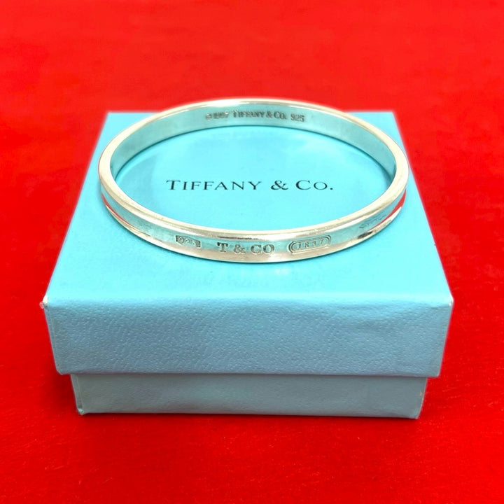 blurRubbingtiffany narrow bangle