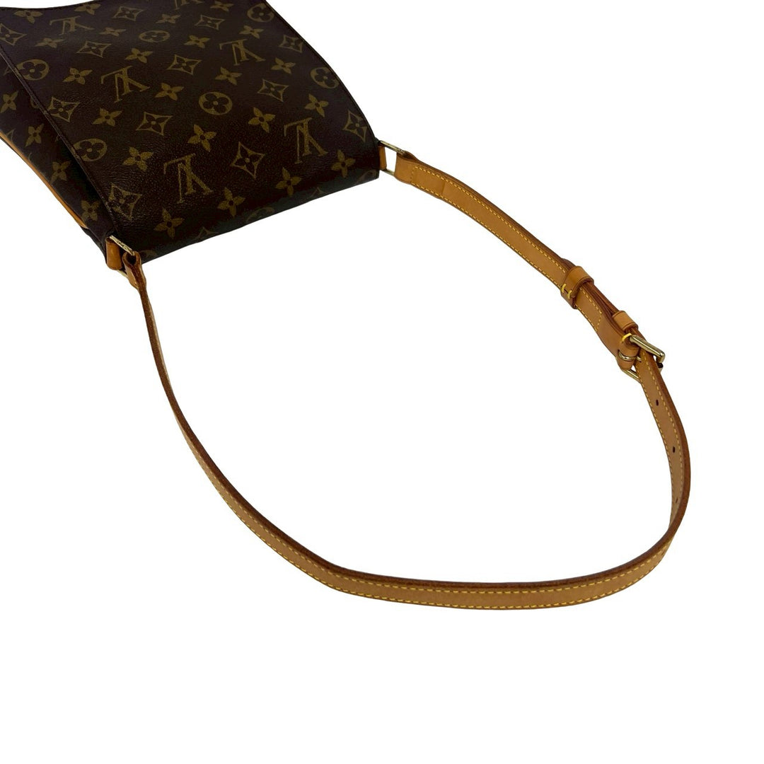 Shoulder bag Louis Vuitton Musette Salsa