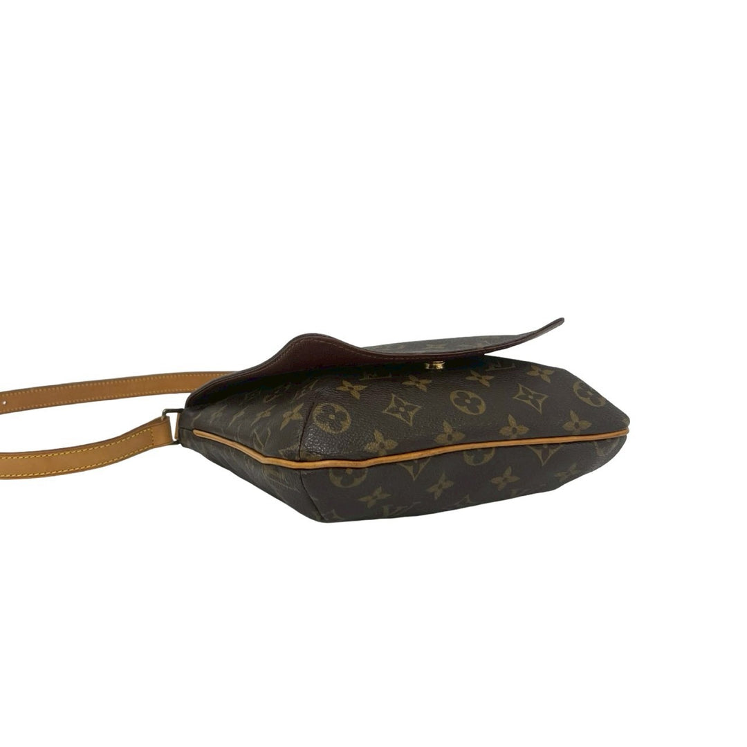 Shoulder bag Louis Vuitton Musette Salsa