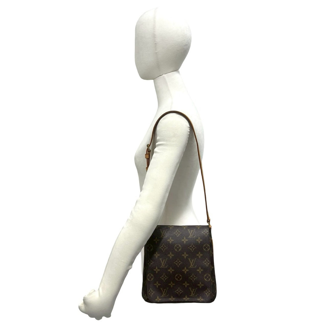 Shoulder bag Louis Vuitton Musette Salsa