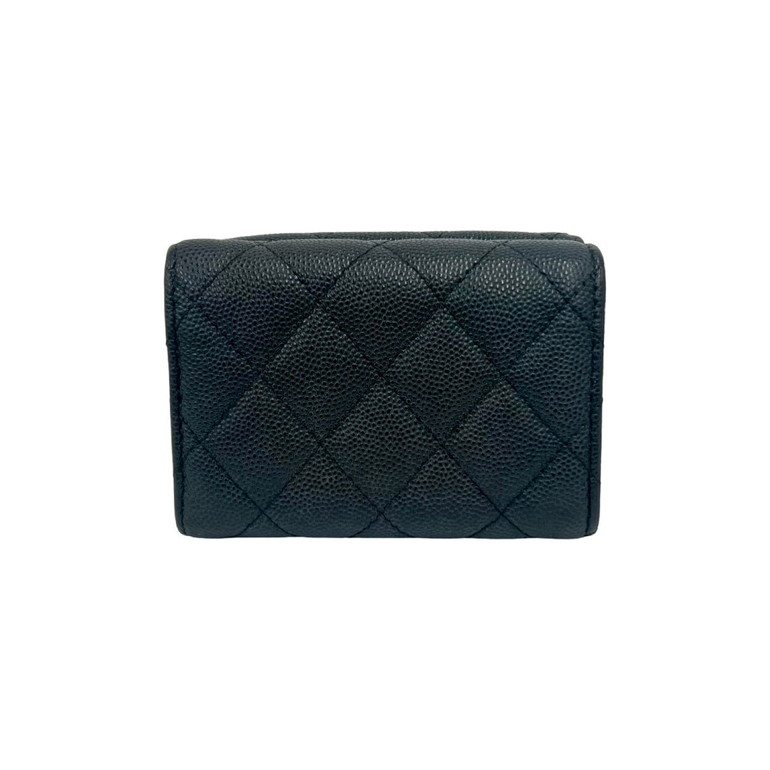 trifold wallet chanel