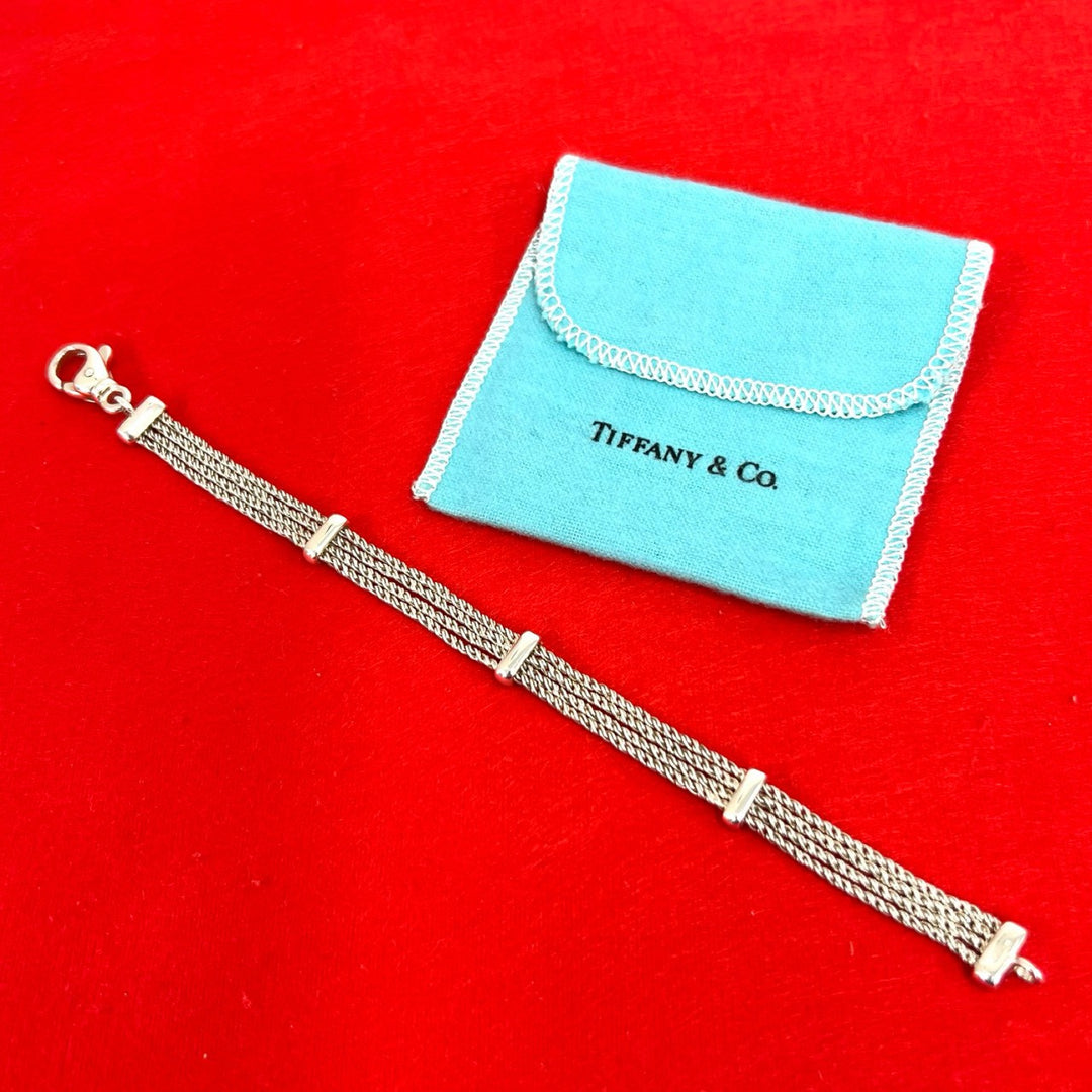 blurRubbingTiffany Twisted Rope BureRubbingCut