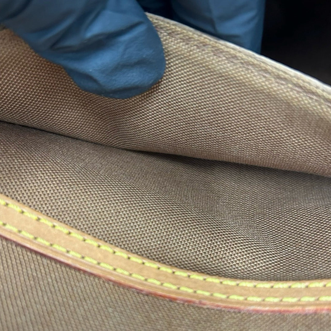 ショルダーバッグ ルイヴィトン ベルエア
