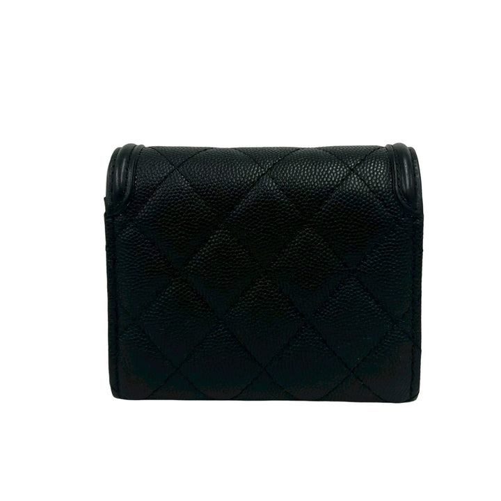 Chanel CC 花絲三折錢包