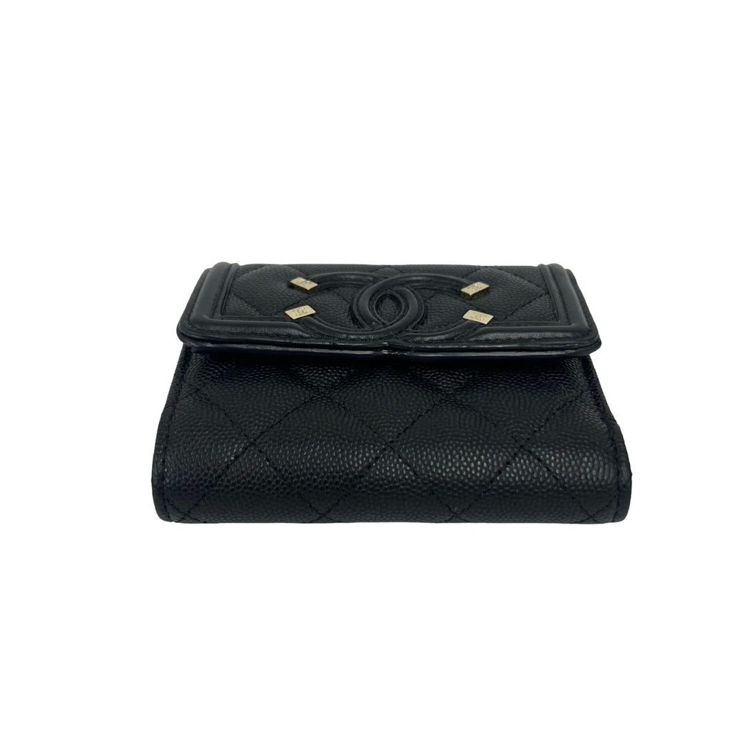 Chanel CC 花絲三折錢包