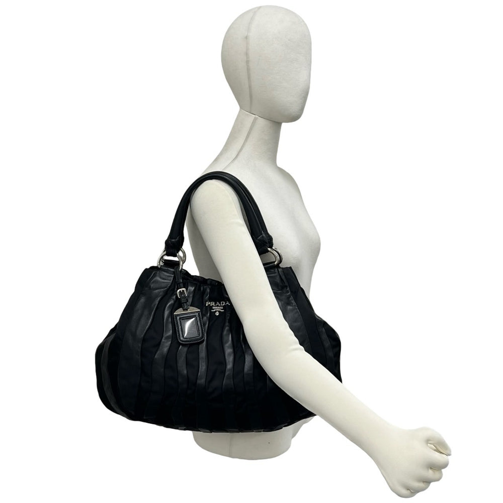 tote bag prada