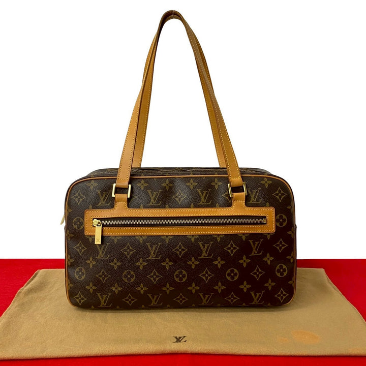 Shoulder bag Louis Vuitton Cité GM