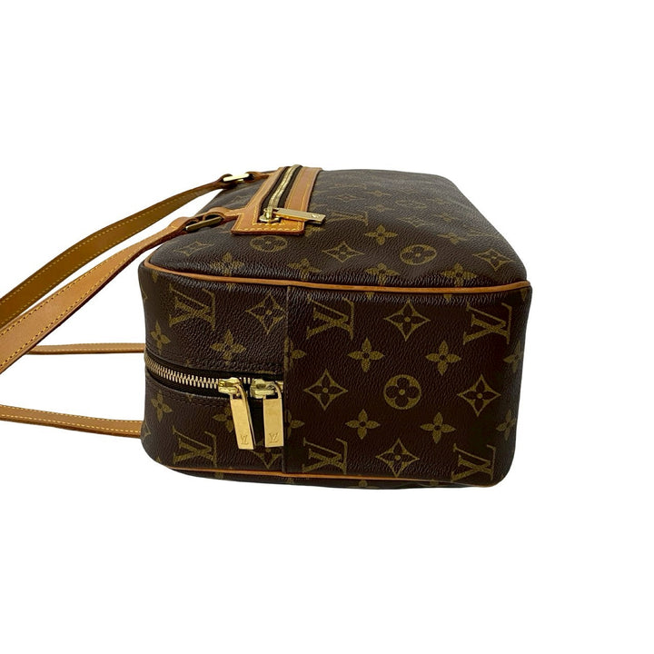 Shoulder bag Louis Vuitton Cité GM