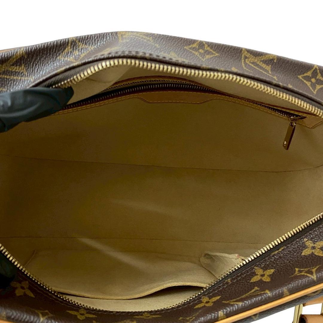 Shoulder bag Louis Vuitton Cité GM