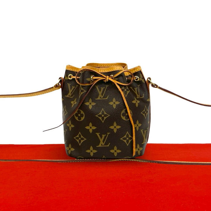 shoulder bag louis vuitton nano noe