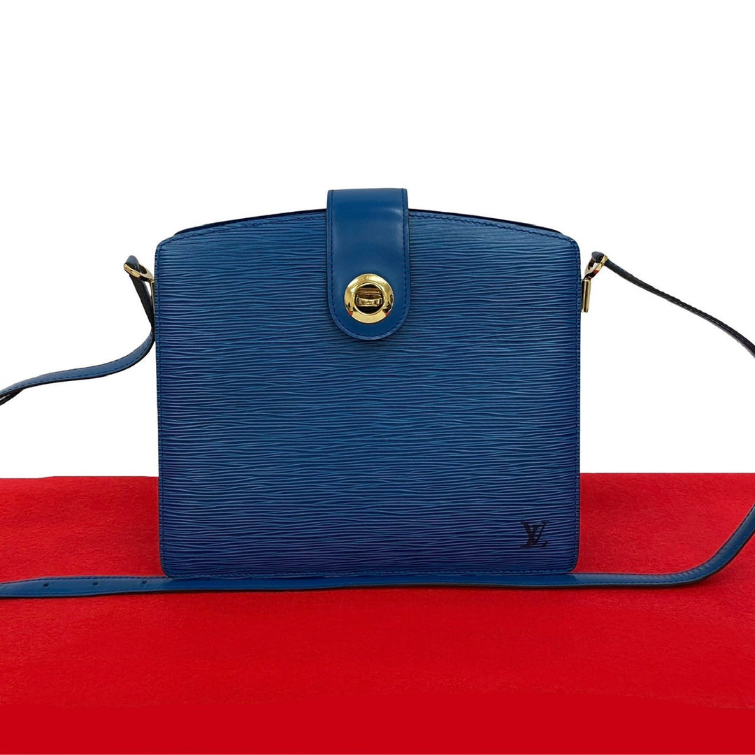 shoulder bag louis vuitton capuchin