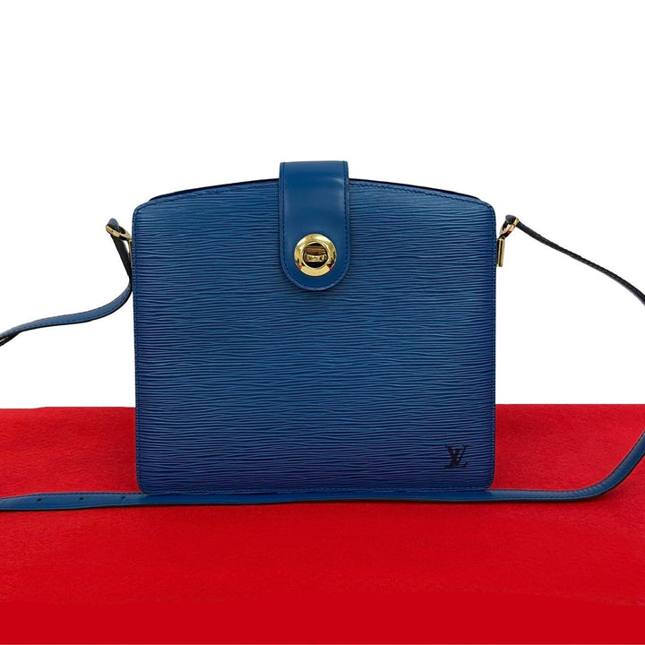 shoulder bag louis vuitton capuchin